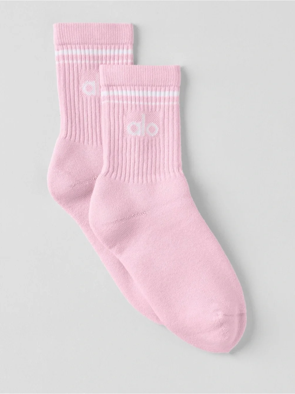 Alo Unisex Half-Crew Throwback Sock - Pink Marshmallow/White